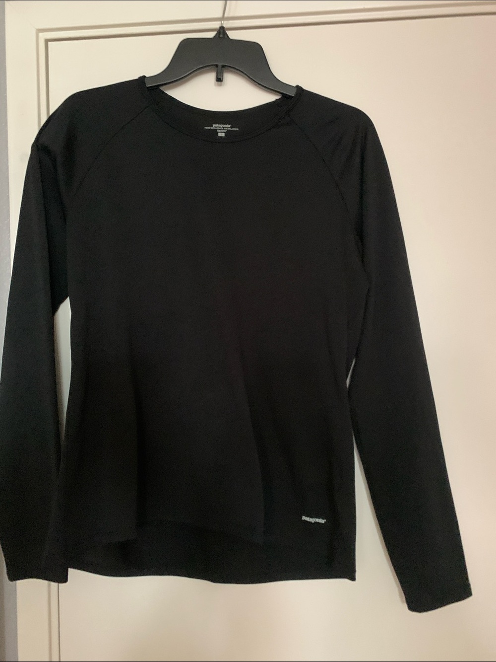 Patagonia Women's Black Crewneck Performance Baselayer Capilene